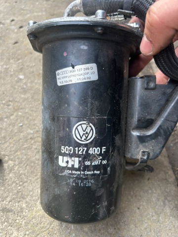 Фільтр-відстійник палива грубої очистки 5Q0127400F VAG
