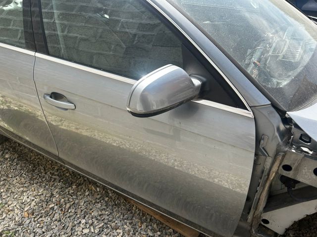 Дверка передня права 8K0831052J VAG