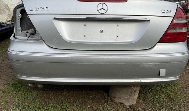 Кожух бампера заднього A2118800740 MERCEDES