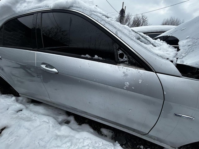 Дверка передня права A2127200205 MERCEDES