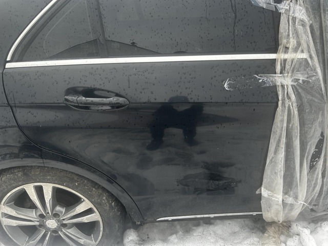 Двері задні в зборі A2127303405 MERCEDES