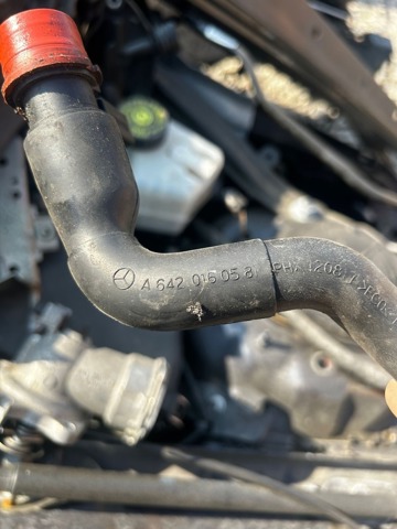 Трубка картера повітряна A6420160581 MERCEDES