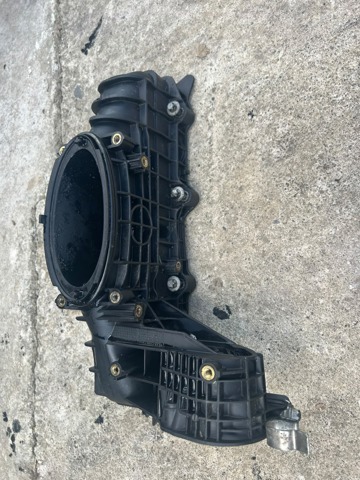 Колектор впускний A6510903037 MERCEDES