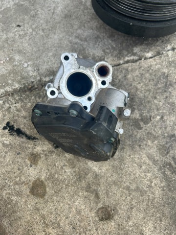 Клапан EGR рециркуляції газів A6511400860 MERCEDES