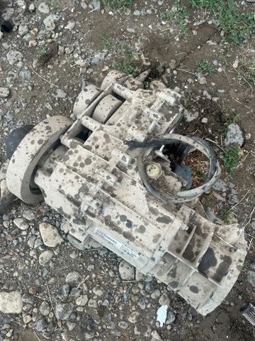 Роздавальна коробка P52099360AD CHRYSLER