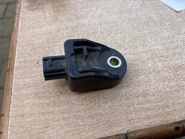 Датчик Ейрбег передній 8917342080 TOYOTA