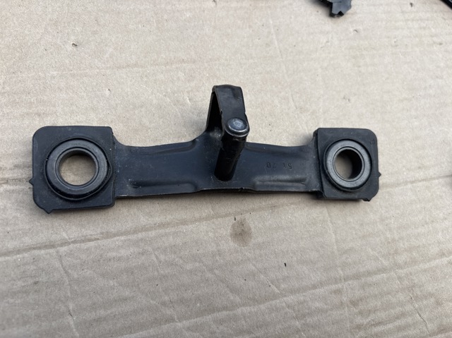 Зацеп замку кришки багажника 8V0827507G VAG