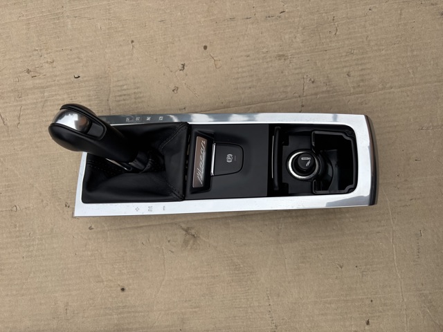 Облицювання важеля перемикання передач АКПП 95B863419 PORSCHE