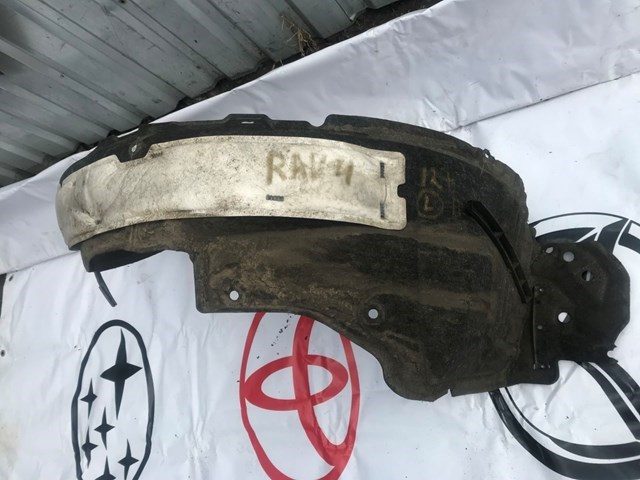 Підкрилок передній лівий 5387642090 TOYOTA