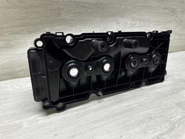 Кришка двигуна 04L103469 VAG