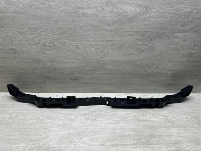 Кронштейн бампера заднього, центральний 149404500E TESLA