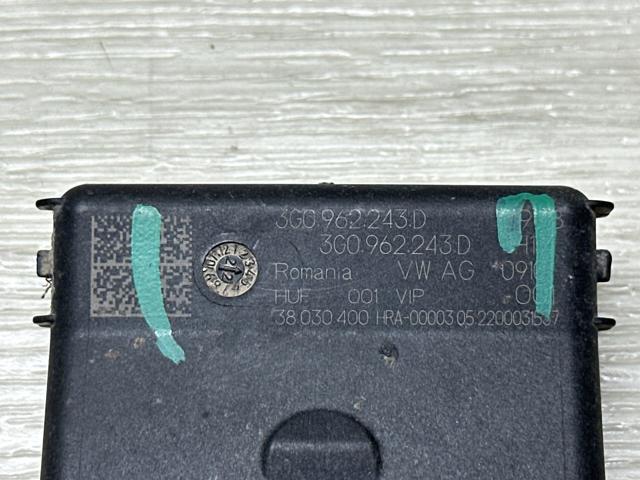 ЕБУ відкриття кришки багажника / двері 3-й (5-й) 3G0962243D VAG