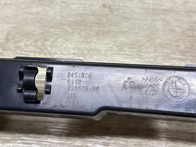 Кронштейн бампера заднього, правий 51129451026 BMW