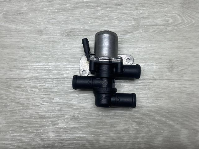 Регулюючий клапан охолоджувальної рідини 5Q0906457C VAG