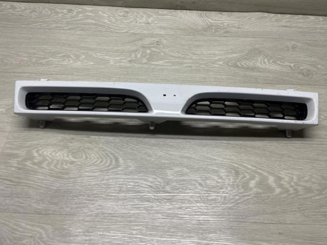 Решітка 6231050C00 NISSAN