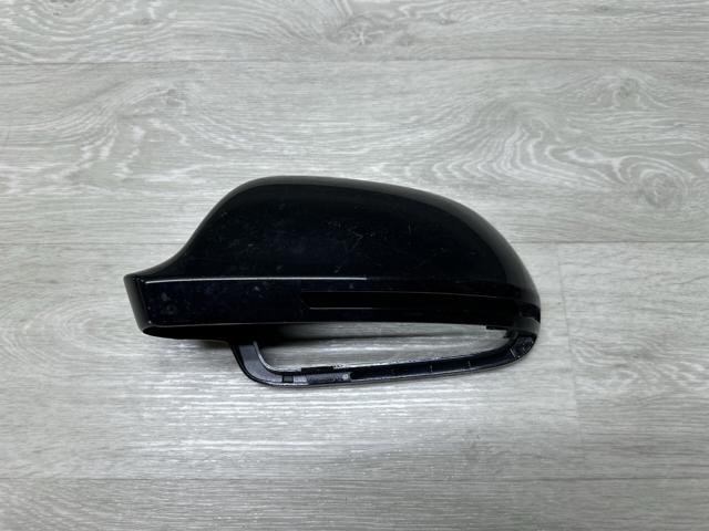 Дзеркало ліве 8T0857527E VAG