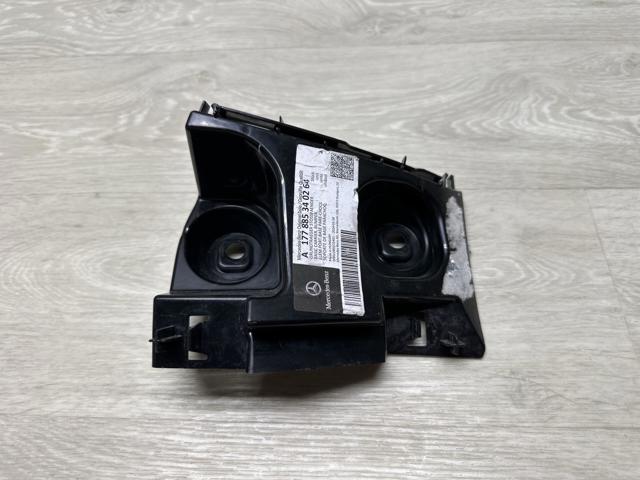 Кронштейн бампера заднього, правий A1778853402 MERCEDES