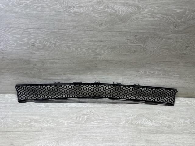 Решітка переднього бампера, центральна A2138850622 MERCEDES