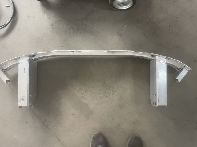 Буфер бампера переднього 51117428246 BMW