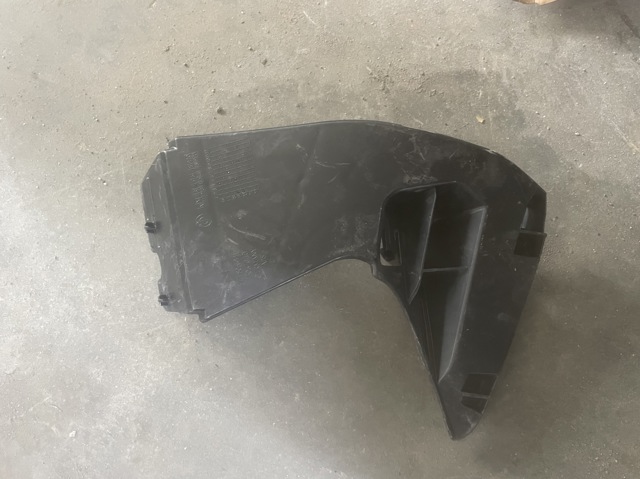 Кріплення бампера 51118065321 BMW