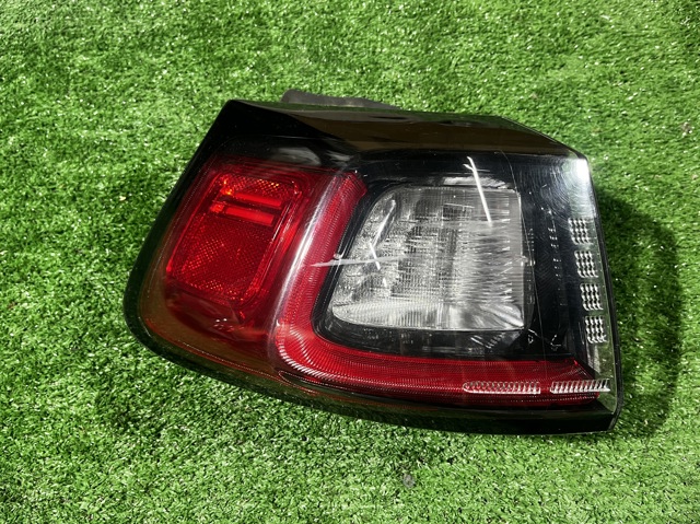 Задній лівий зовнішній ліхтар 68275959AD CHRYSLER
