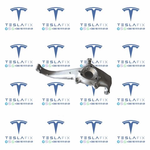 Цапфа поворотна права 104431600E TESLA