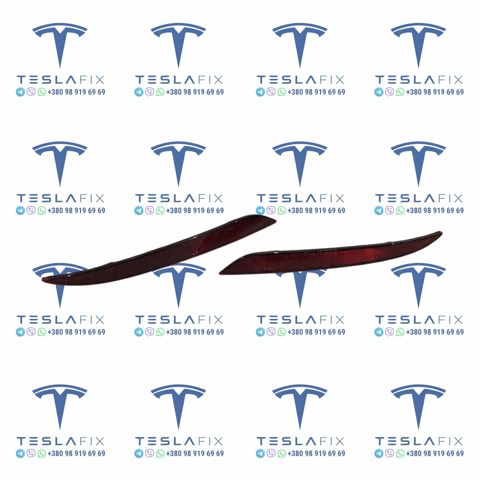 Правий відбивач бампера 107740700F Tesla Model