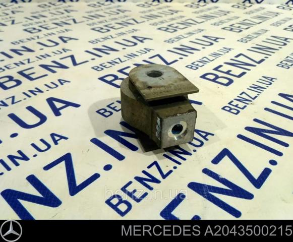 Сайлентблок (подушка) редуктора заднього моста, передній A2043500215 MERCEDES