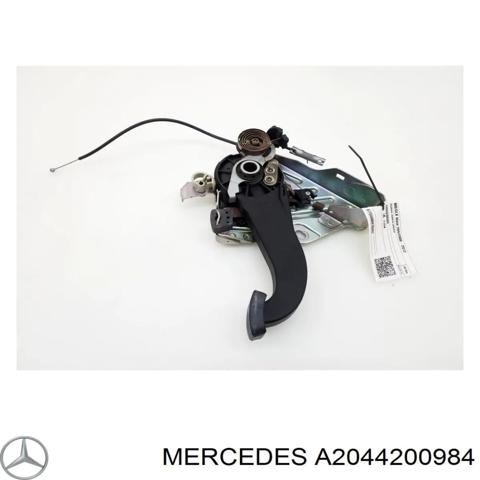 Привід гальма стоянки (управління ручним гальмом) A2044200984 MERCEDES