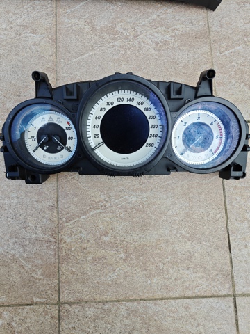 Передня панель A20468057879H20 MERCEDES
