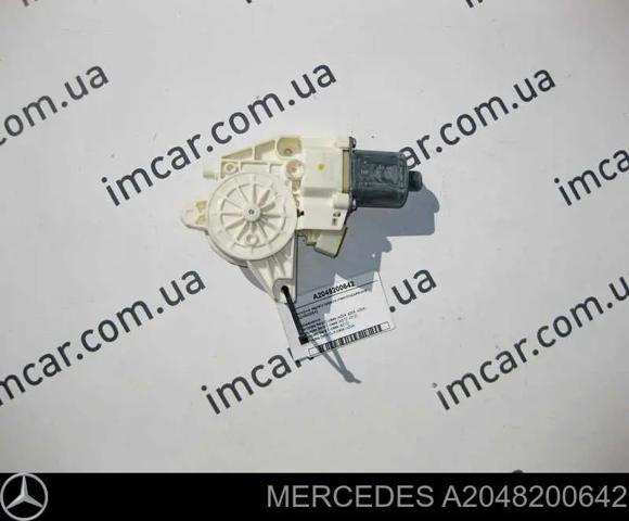 Моторчик склопідйомника двері задніх, правих A2048200642 MERCEDES
