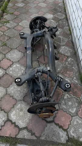 Підрамник задній 33316792507 BMW