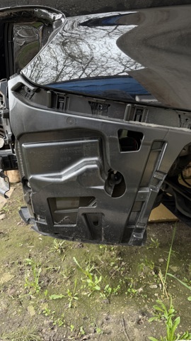 Кронштейн бампера заднього, зовнішній правий 51127384466 BMW