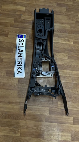 Консоль центральна панелі керування 51169360528 BMW