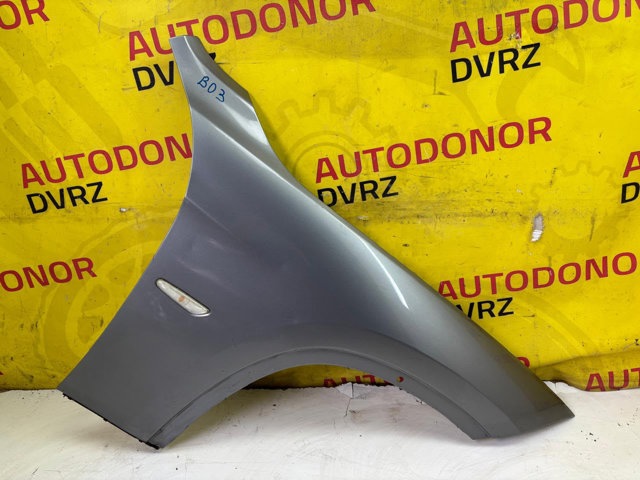 Переднє праве крило 41627332424 BMW
