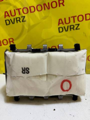 Подушка безпеки бокова 7396042010 TOYOTA