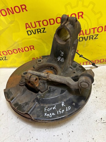 Цапфа поворотна права DV613K170CAA FORD