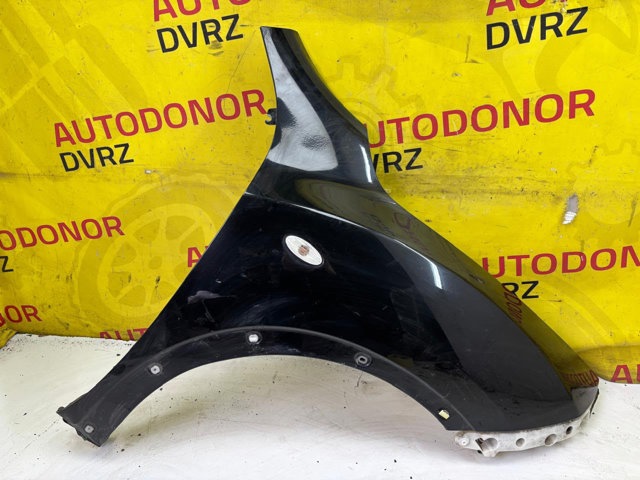 Переднє праве крило F31001KKAA NISSAN