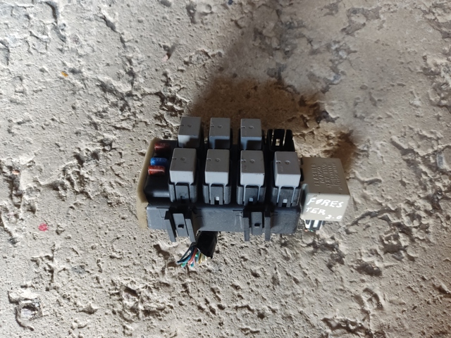 Реле поворотів 86111AG000 SUBARU