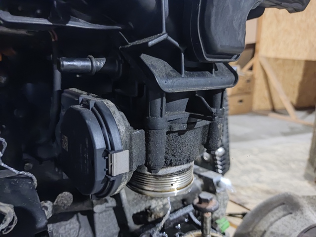 Заслінка повітряна LR049646 LAND ROVER