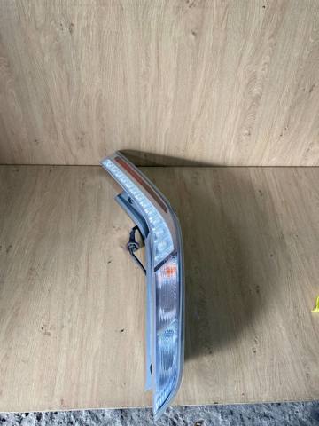 Задні ліхтарі 265503NL0B NISSAN