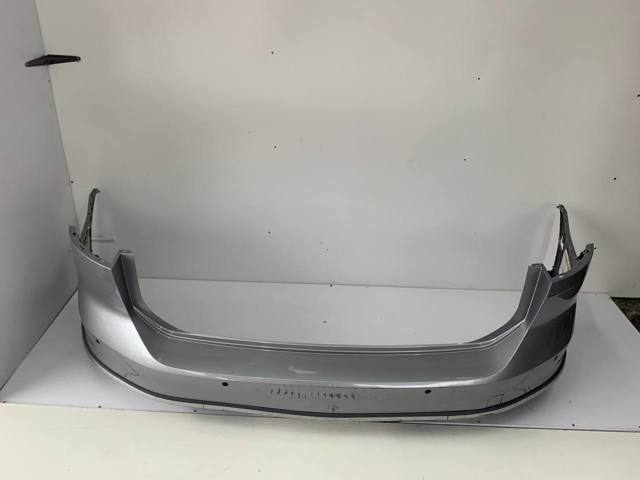 Кожух бампера заднього 3C9807421 VAG