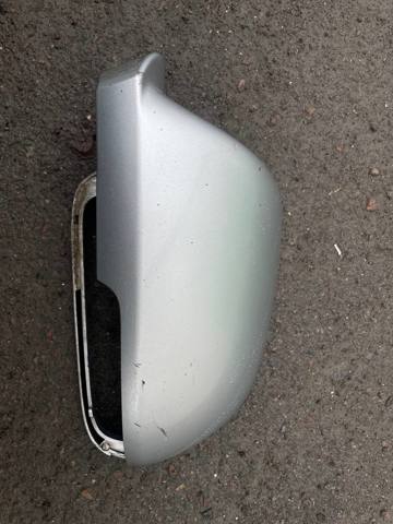 Накладка лівого бокового дзеркала 3T0857537GRU VAG