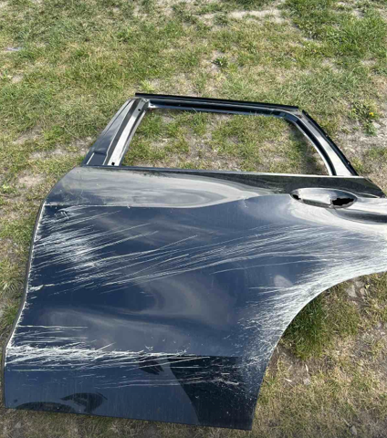 Двері задні, ліві 41522642779 BMW