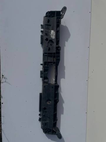 Рамка радіатора верхня 625003860R RENAULT