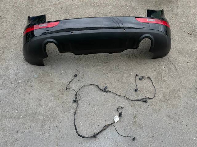 Буфер (бампер) задній 8R0807303GRU VAG