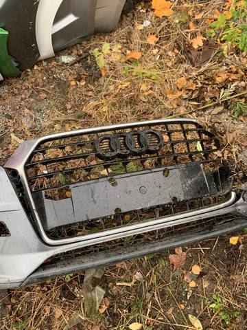 Накладка на передній бампер 8U0807733BSD6 VAG