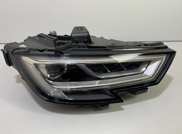 Фара основна права 8V0941784C VAG