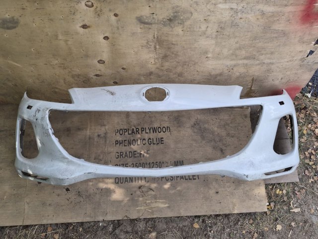 Бампер на авто BGV450031 MAZDA