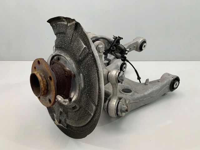 Цапфа поворотного кулака 6852892 BMW